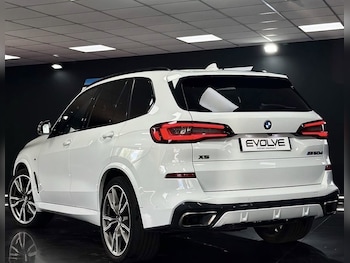 Used BMW X5 2020 for sale - 79384772: Photo