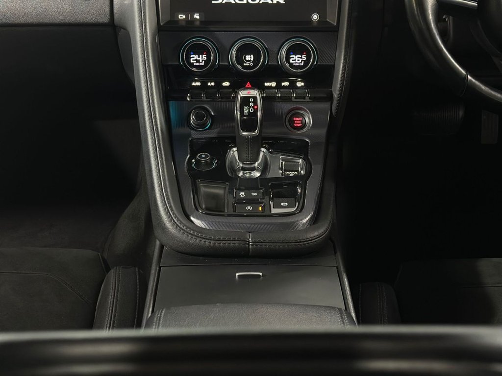 Used Jaguar F-Type 2018 for sale - 76654986: Photo 25