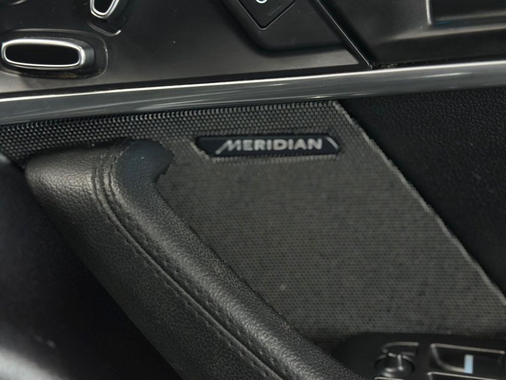 Used Jaguar F-Type 2018 for sale - 76654986: Photo 29