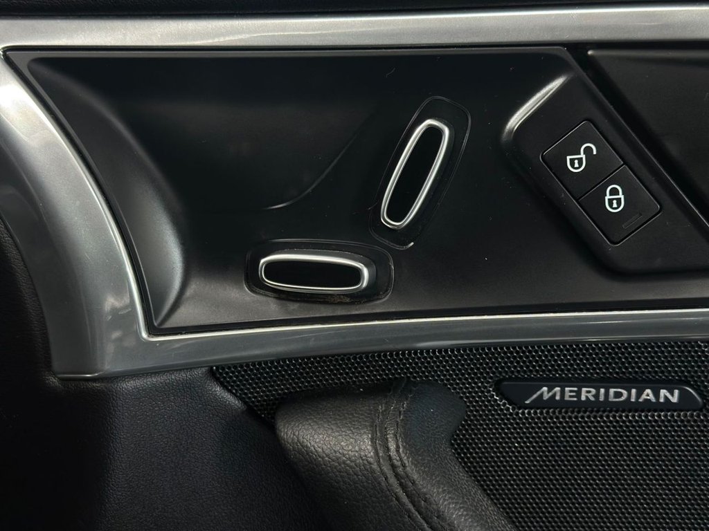 Used Jaguar F-Type 2018 for sale - 76654986: Photo 30