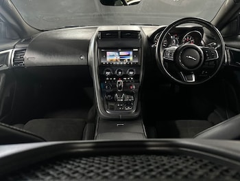 Used Jaguar F-Type 2018 for sale - 76654986: Photo