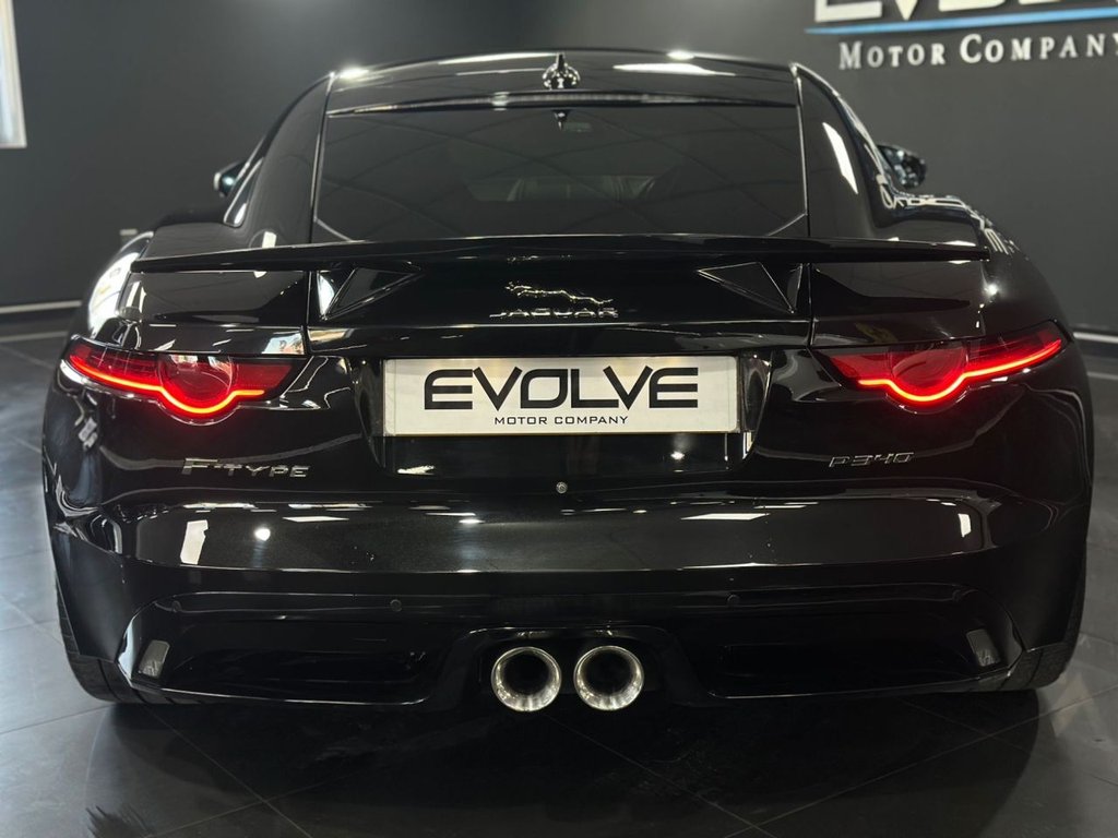 Used Jaguar F-Type 2018 for sale - 76654986: Photo 4
