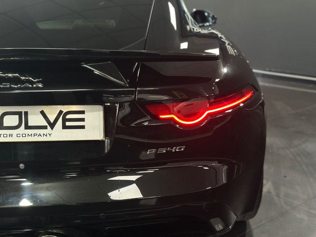 Used Jaguar F-Type 2018 for sale - 76654986: Photo 6