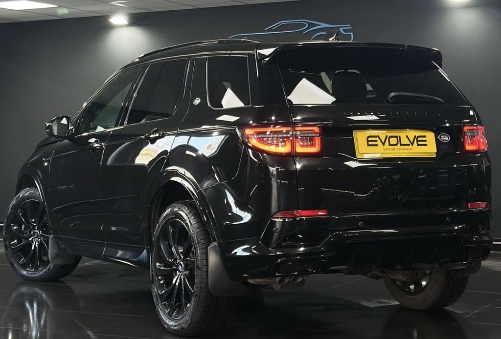 Used Land Rover Discovery Sport 2022 for sale - 76751356: Photo 2