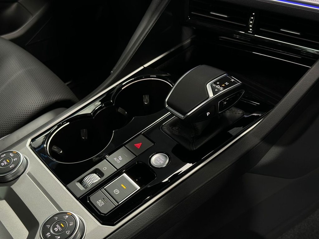 Used Volkswagen Touareg 2023 for sale - 76582684: Photo 24