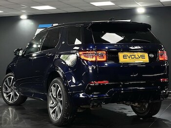 Used Land Rover Discovery Sport 2022 for sale - 78315501: Photo