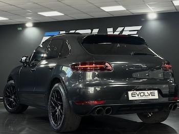 Used Porsche Macan 2017 for sale - 78444371: Photo