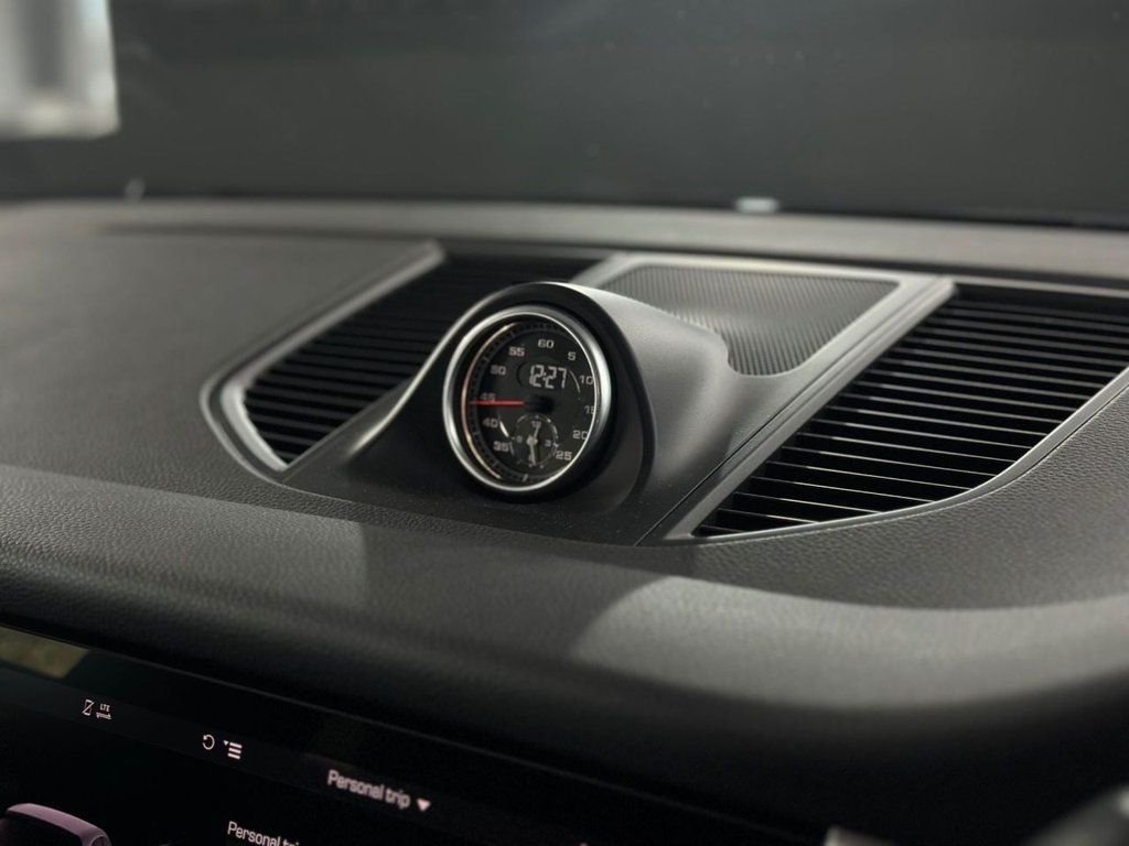 Used Porsche Macan 2019 for sale - 77037655: Photo 21