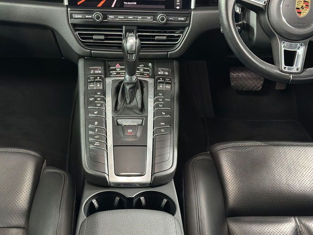 Used Porsche Macan 2019 for sale - 77037655: Photo 24