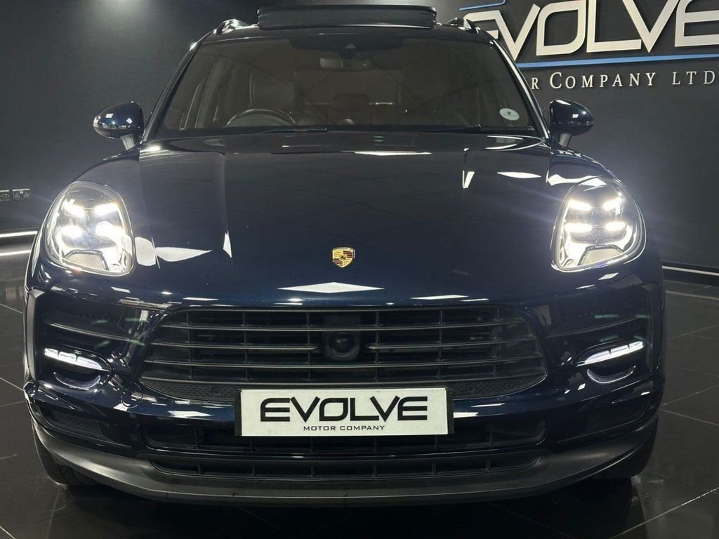 Used Porsche Macan 2019 for sale - 77037655: Photo 4