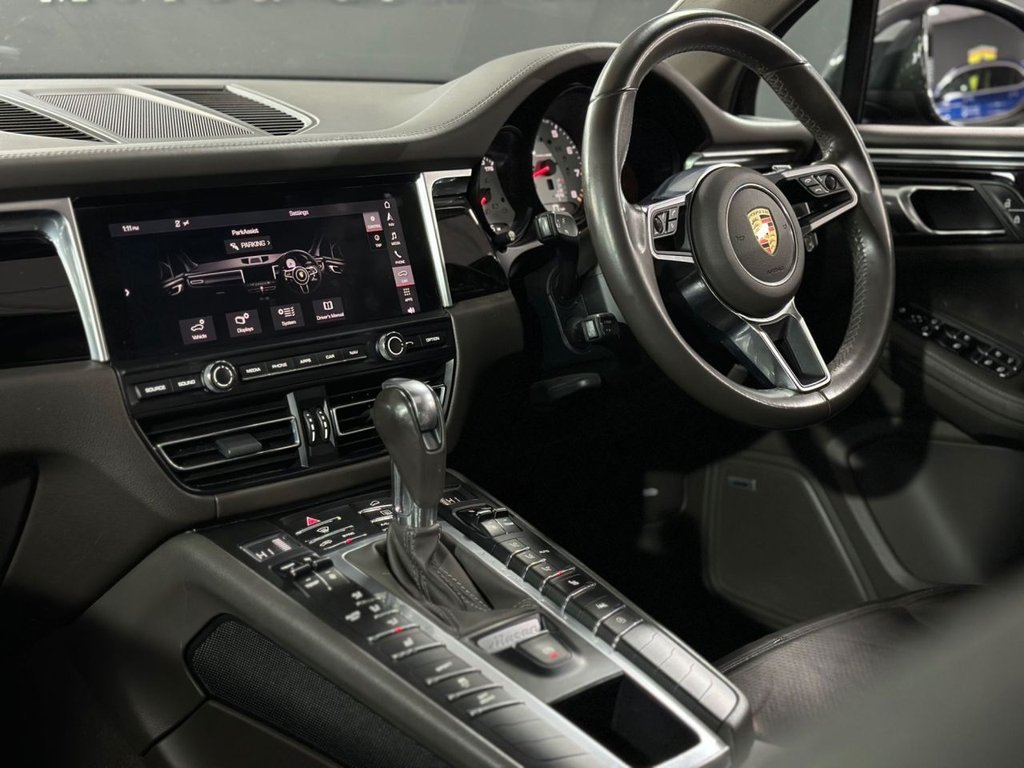 Used Porsche Macan 2019 for sale - 77976557: Photo 17