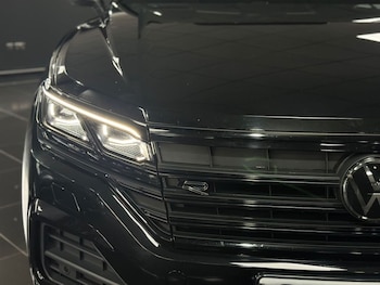 Used Volkswagen Touareg 2023 for sale - 78017833: Photo