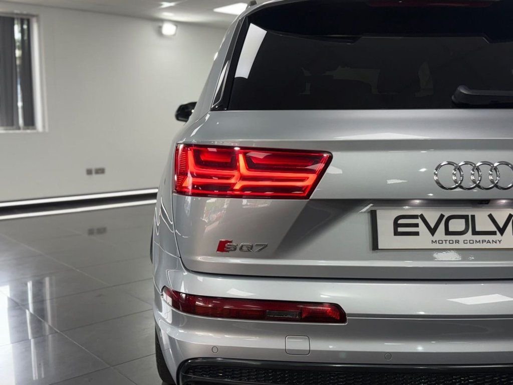 Used Audi Q7 2018 for sale - 77884934: Photo 7