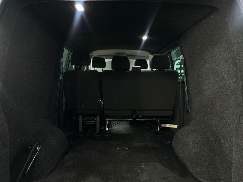 Used Volkswagen Transporter 2021 for sale - 75745996: Photo 20