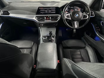 Used BMW 3 Series 2021 for sale - 75923598: Photo