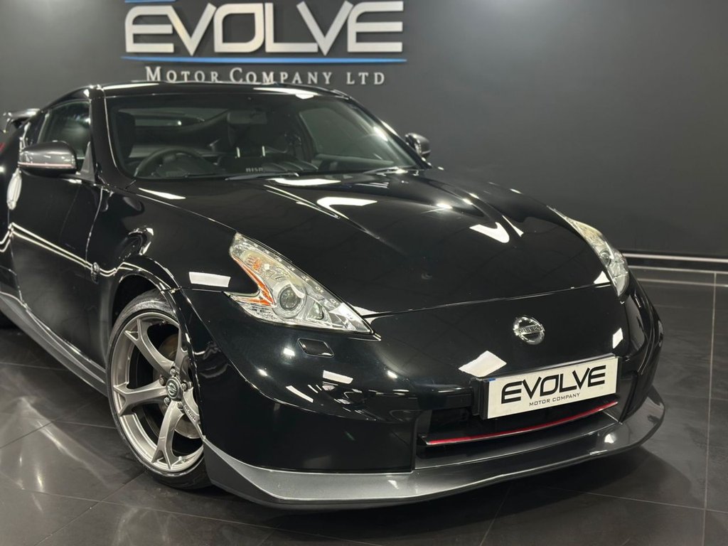 Used Nissan 370 Z 2014 for sale - 76536143: Photo 15