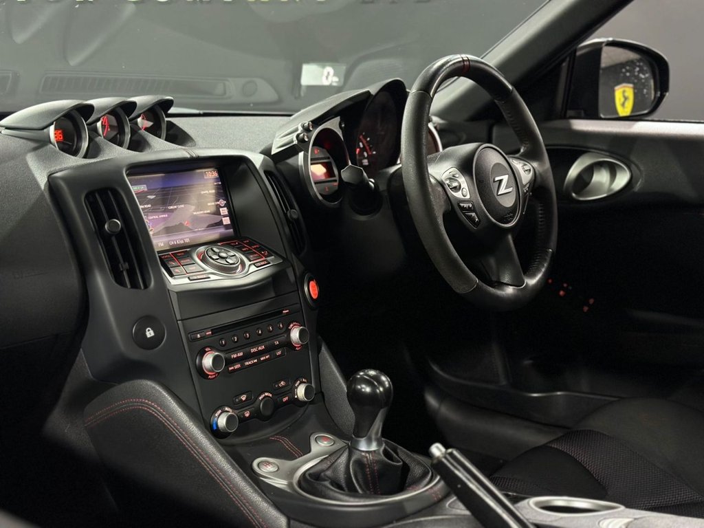 Used Nissan 370 Z 2014 for sale - 76536143: Photo 21