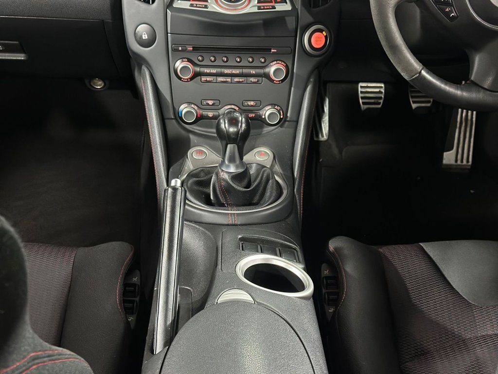 Used Nissan 370 Z 2014 for sale - 76536143: Photo 26
