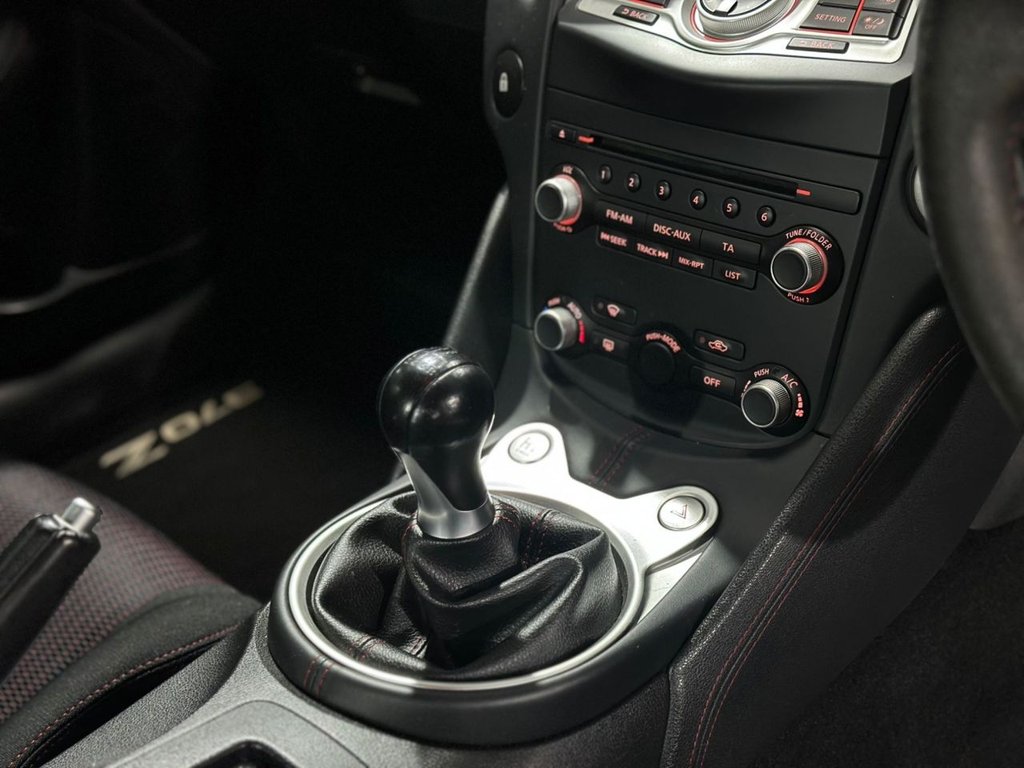 Used Nissan 370 Z 2014 for sale - 76536143: Photo 30