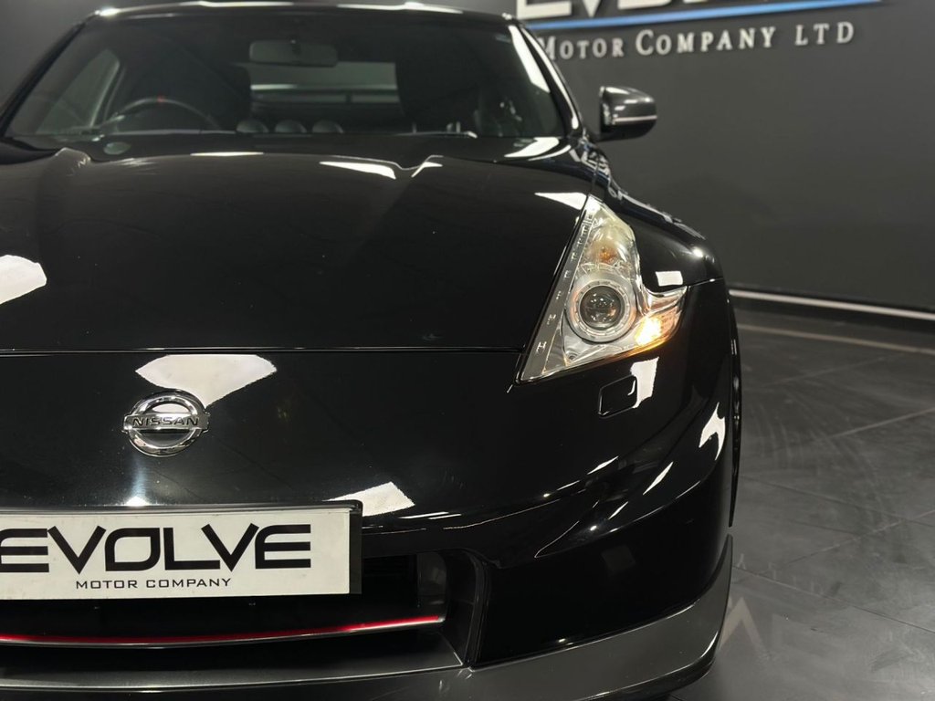 Used Nissan 370 Z 2014 for sale - 76536143: Photo 6