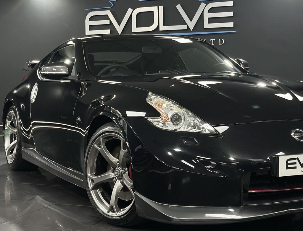 Used Nissan 370 Z 2014 for sale - 76536143: Photo 9