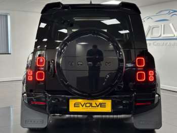 Used Land Rover Defender 2024 for sale - 73346596: Photo