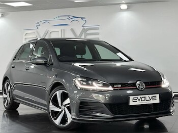 Volkswagen - Golf