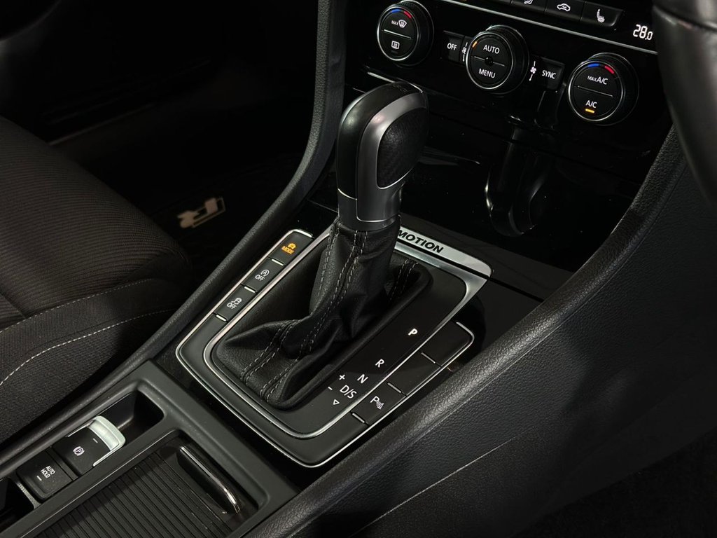 Used Volkswagen Golf 2018 for sale - 77959668: Photo 17