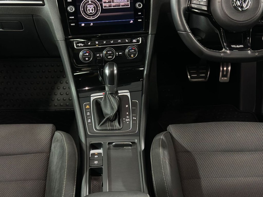 Used Volkswagen Golf 2018 for sale - 77959668: Photo 24