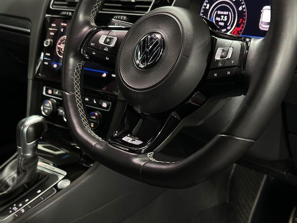 Used Volkswagen Golf 2017 for sale - 76185461: Photo 19