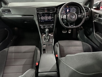 Used Volkswagen Golf 2017 for sale - 76185461: Photo 3