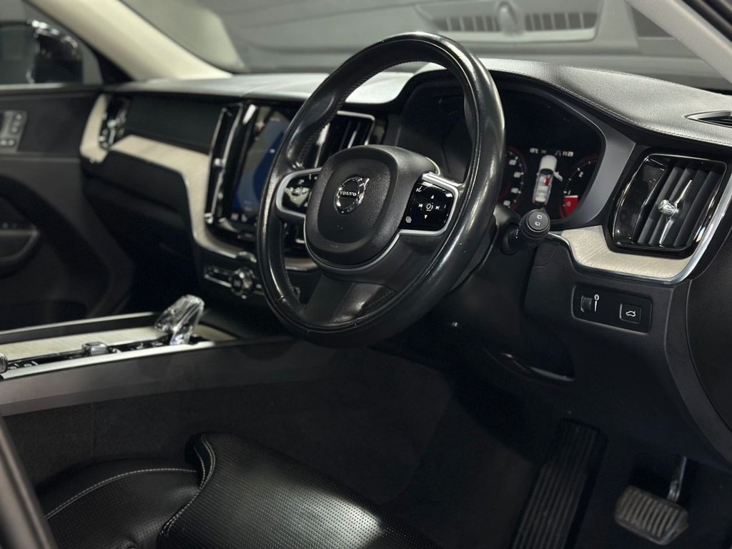 Used Volvo XC60 2021 for sale - 76635486: Photo 18
