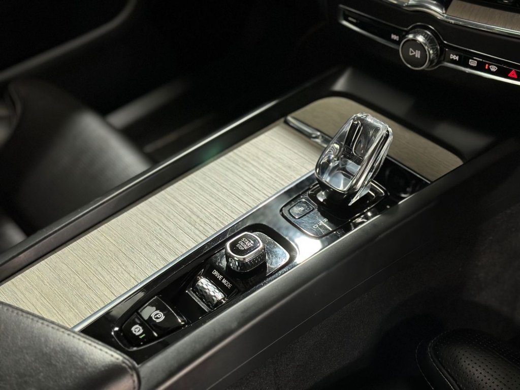 Used Volvo XC60 2021 for sale - 76635486: Photo 22