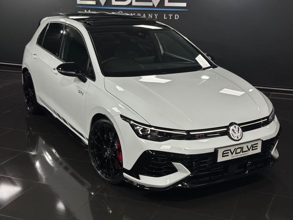 Used Volkswagen Golf 2024 for sale - 76867585: Photo 10