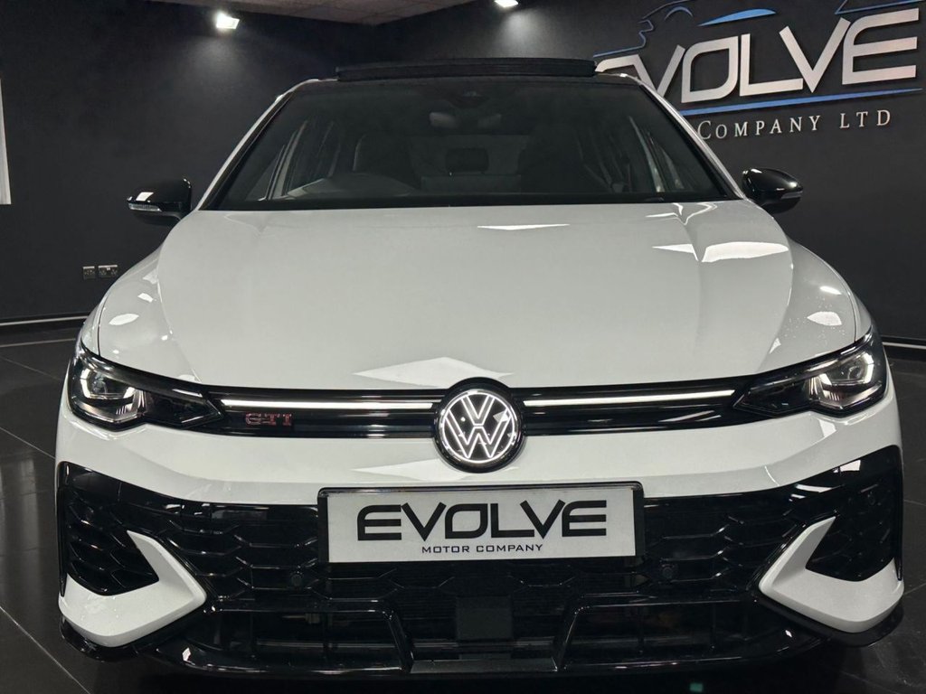 Used Volkswagen Golf 2024 for sale - 76867585: Photo 4