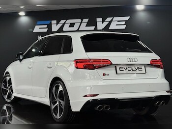 Used Audi S3 2019 for sale - 78241508: Photo