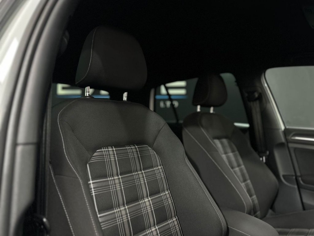 Used Volkswagen Golf 2018 for sale - 76147413: Photo 14
