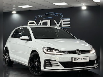 Volkswagen - Golf