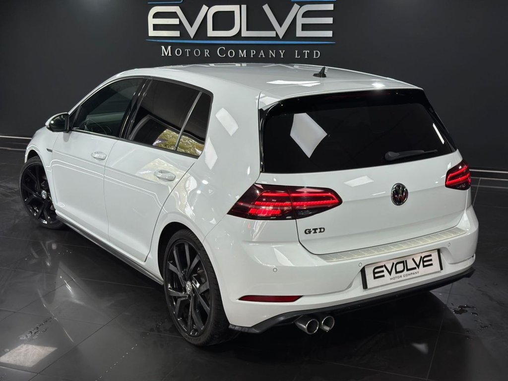 Used Volkswagen Golf 2018 for sale - 76147413: Photo 24