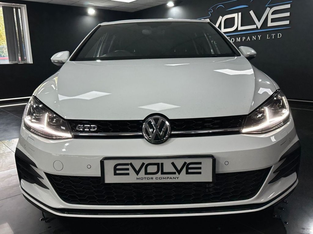 Used Volkswagen Golf 2018 for sale - 76147413: Photo 4