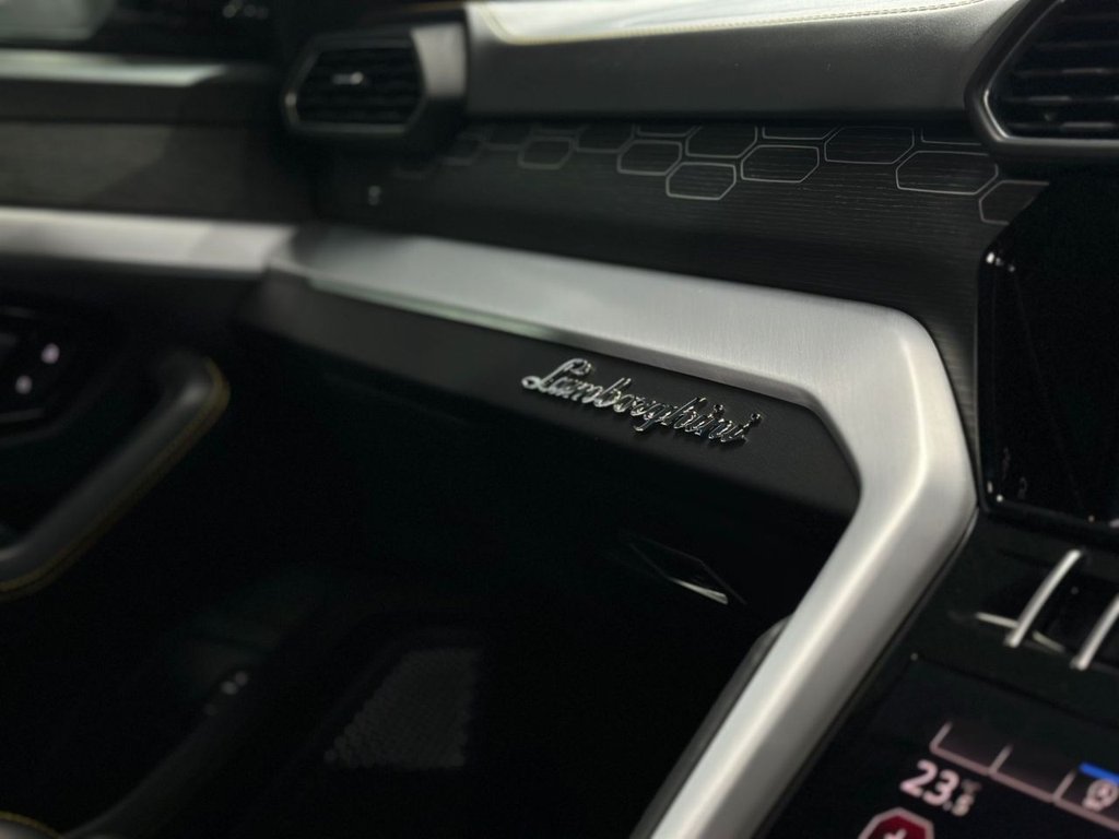 Used Lamborghini Urus 2019 for sale - 76173310: Photo 25