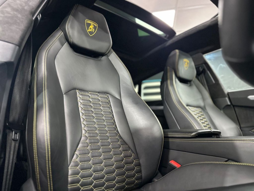 Used Lamborghini Urus 2019 for sale - 76173310: Photo 28