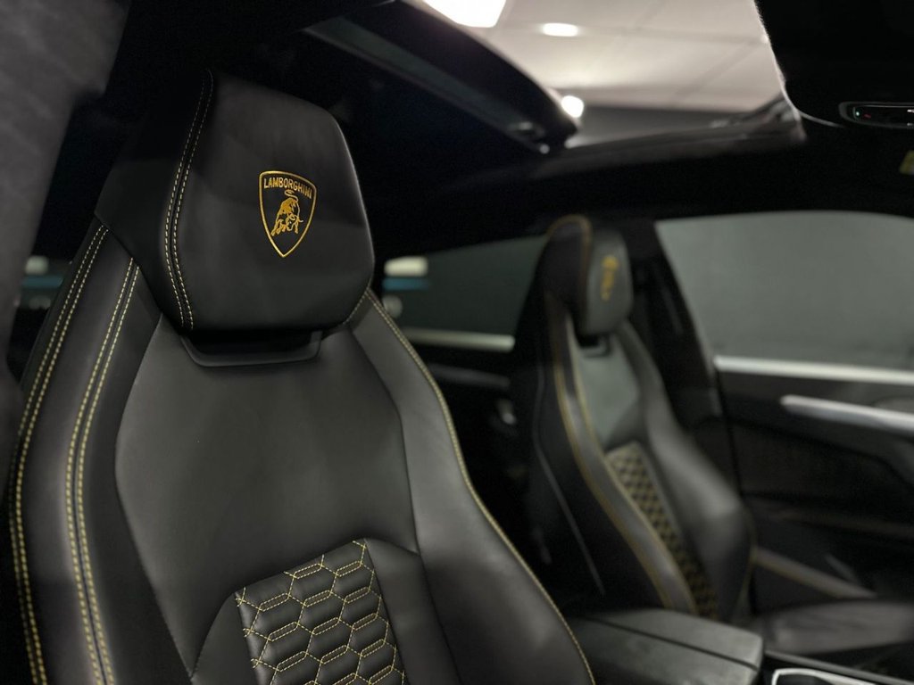Used Lamborghini Urus 2019 for sale - 76173310: Photo 29