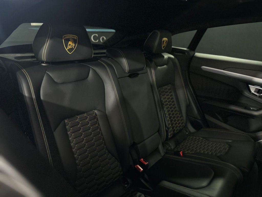 Used Lamborghini Urus 2019 for sale - 76173310: Photo 30