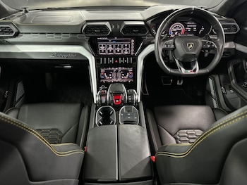Used Lamborghini Urus 2019 for sale - 76173310: Photo 3