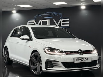 Used Volkswagen Golf 2019 for sale - 76559139: Photo
