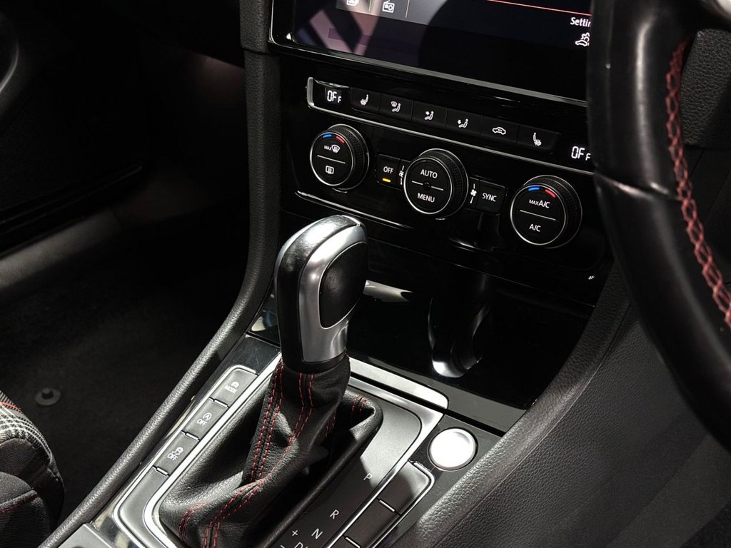 Used Volkswagen Golf 2019 for sale - 76559139: Photo 21