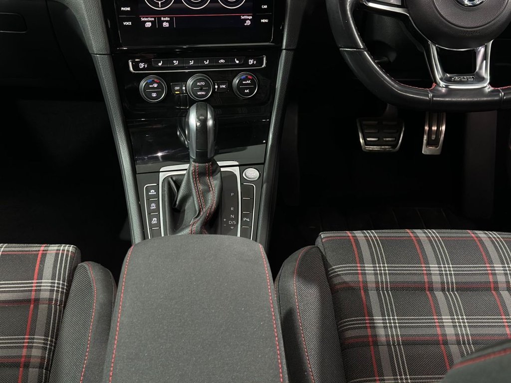 Used Volkswagen Golf 2019 for sale - 76559139: Photo 23