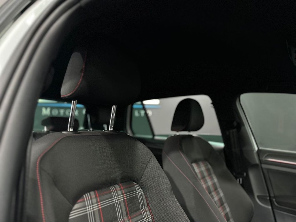 Used Volkswagen Golf 2019 for sale - 76559139: Photo 25