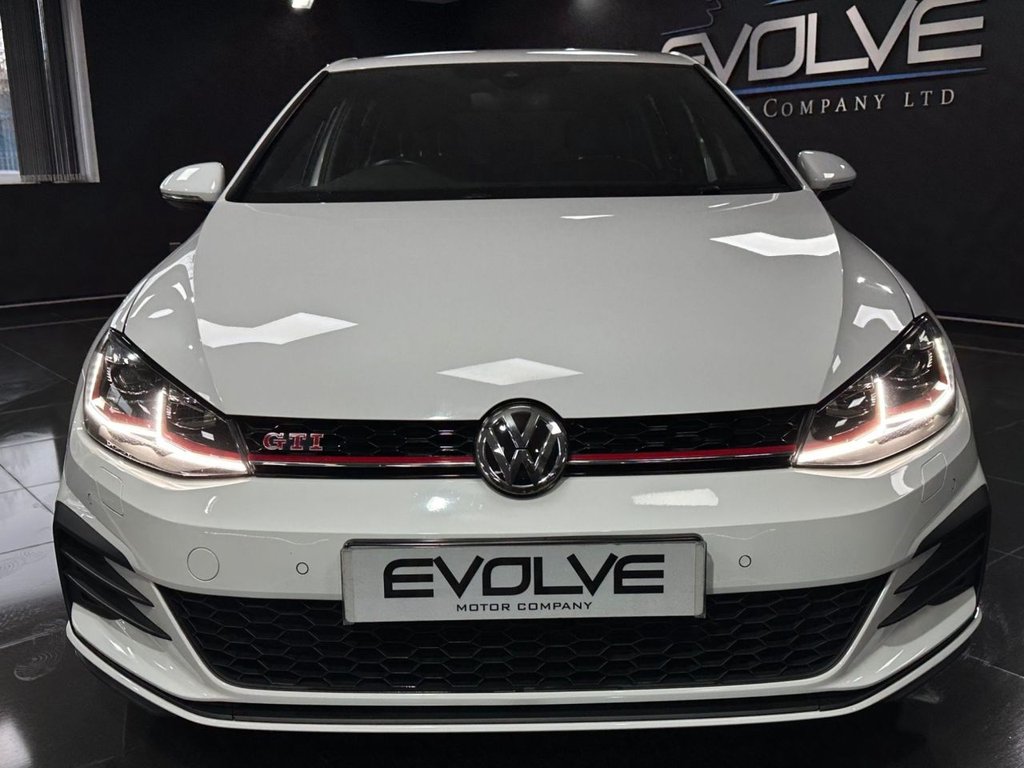 Used Volkswagen Golf 2019 for sale - 76559139: Photo 4